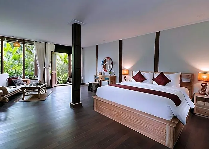 Sacred River Retreat And 4*