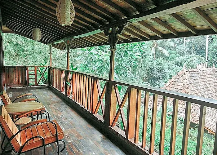 Sacred River Retreat And リゾート 4*