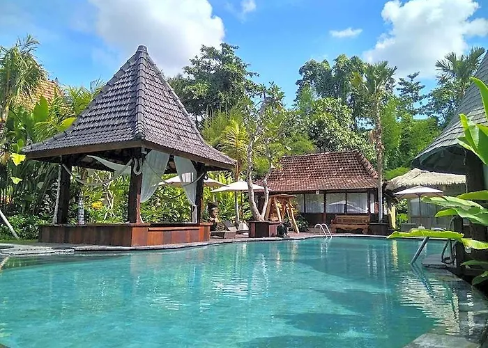 Sacred River Retreat And 4*