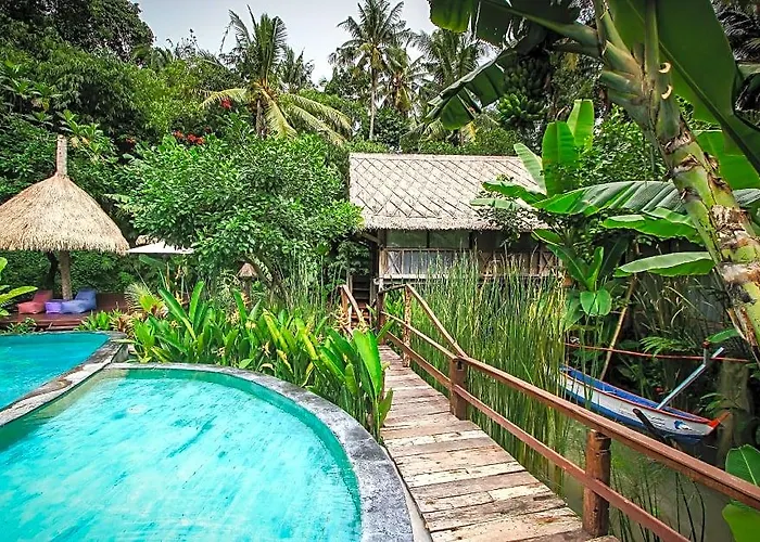 リゾート Sacred River Retreat And 4*